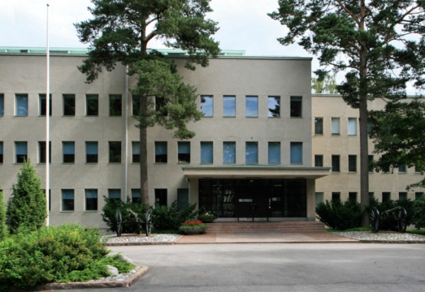 Maanpuolustuskorkeakoulun Päärakennus (Esikunta, Koulutustaidon laitos)