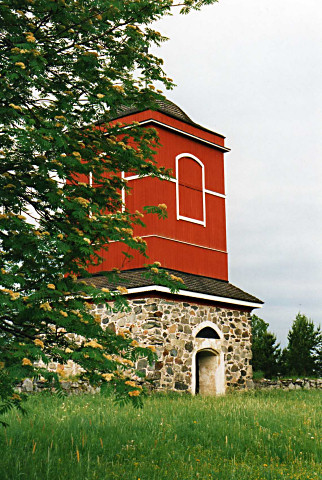 Hattulan kirkon kellotorni